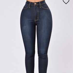Fashion Nova high waisted classic jeans (dark)